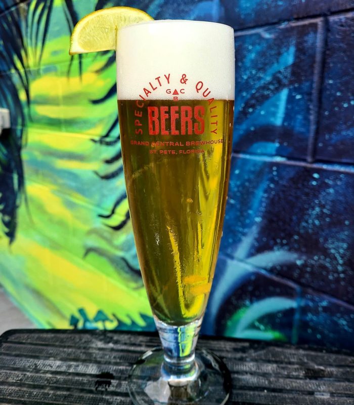 craft beers - Nada Pinata Mexican Lager